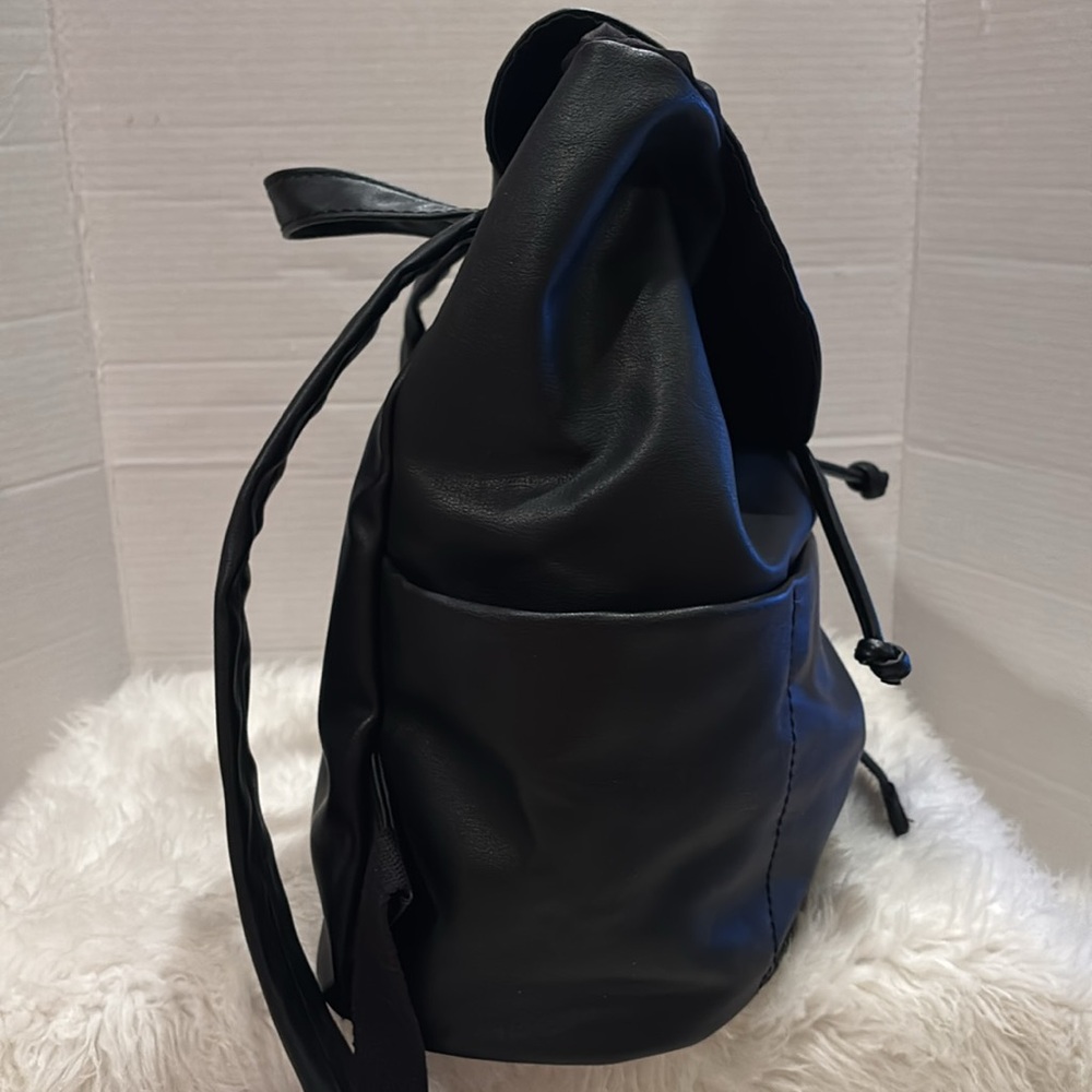 Universal Thread Xl Backpack Euc - image 2